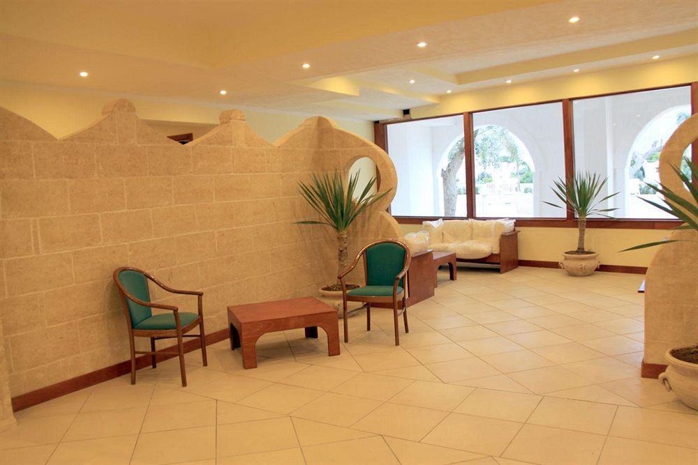 Hotel Nicolaj ポリニャーノ・ア・マーレ エクステリア 写真