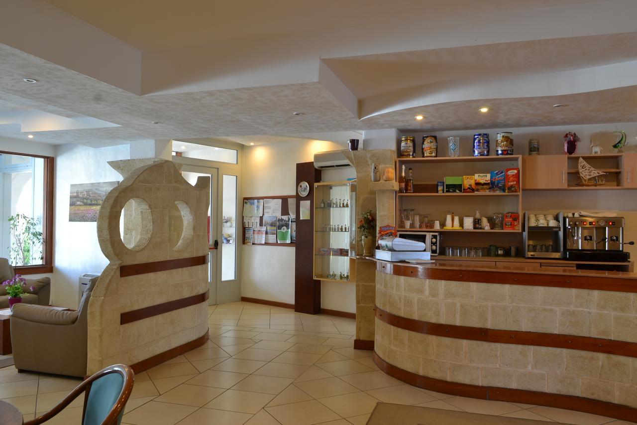 Hotel Nicolaj ポリニャーノ・ア・マーレ エクステリア 写真